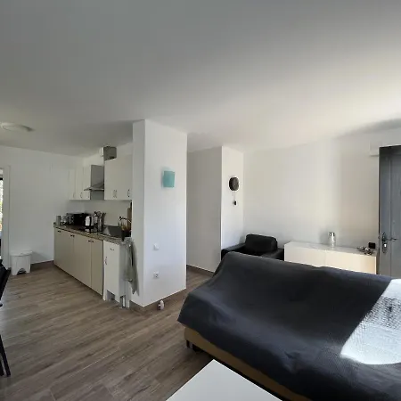 - Playa - 2 Con Amplio Jardin Privado Pa24 Apartment Estepona