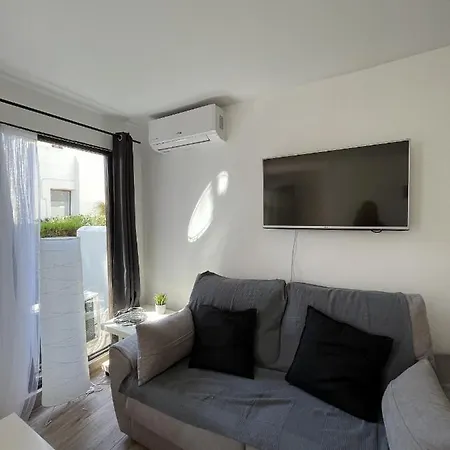 - Playa - 2 Con Amplio Jardin Privado Pa24 Appartement